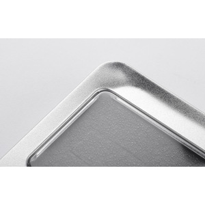 Fotografie k reklamnímu předmětu „Velká kovová krabička s vložkou na větší flash disk“