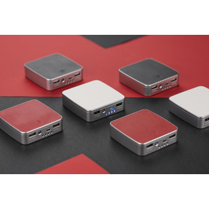 Fotografie k reklamnímu předmětu „Power banka HIDE 7800 mAh“