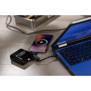 Fotografie k reklamnímu předmětu „Power banka LUMERO 10000 mAh 22,5W“