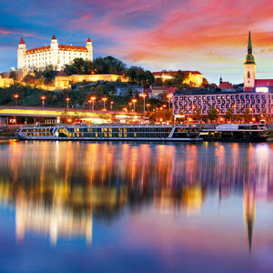 Fotografie k reklamnímu předmětu „Slovenský kalendár Slovensko - viazanka“