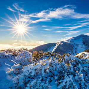 Fotografie k reklamnímu předmětu „Slovenský kalendár Slovensko - viazanka“