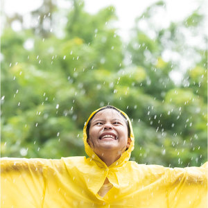 Fotografie k reklamnímu předmětu „Dětská pláštěnka z PEVA PONCHIE“