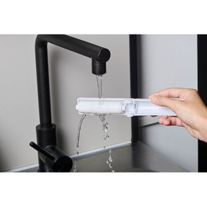 Fotografie k reklamnímu předmětu „Opakovaně použitelný lepicí čistic CROLL“