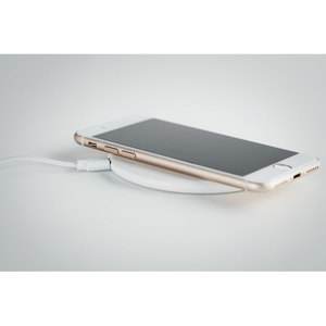 Fotografie k reklamnímu předmětu „Bezdrátová recykl. nabíječka TWING“