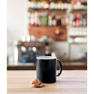 Fotografie k reklamnímu předmětu „Barevný hrnek pro sublimaci SUBLIDARK“