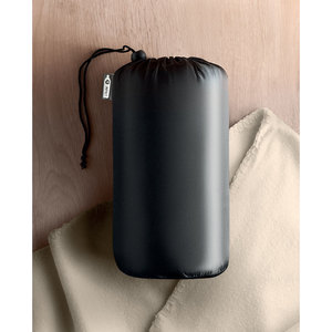 Fotografie k reklamnímu předmětu „Fleecová cestovní přikrývka MUSALA RPET“