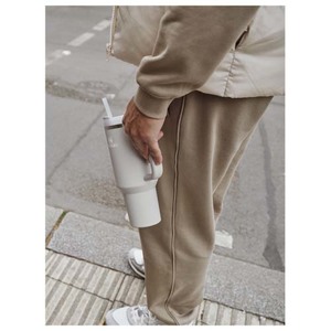 Fotografie k reklamnímu předmětu „1200ml hrnek Stanley Quencher H2.0“