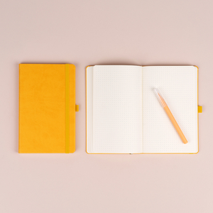 Fotografie k reklamnímu předmětu „NOTIQUE Notes Žlutý, tečkovaný, 13 x 21 cm“