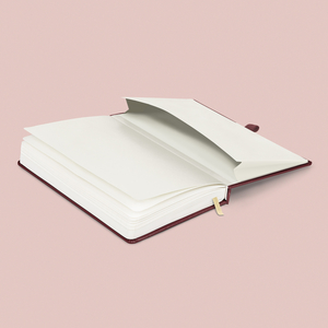 Fotografie k reklamnímu předmětu „NOTIQUE Notes Balacron, bordó, linkovaný, 15 x 21 cm“