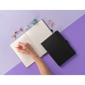 Fotografie k reklamnímu předmětu „NOTIQUE Notes Aprint, černý, linkovaný, 15 x 21 cm“