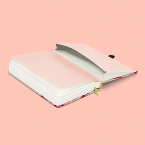 Fotografie k reklamnímu předmětu „NOTIQUE Notes Ptáčci – sakura Kateřiny Winterové, linkovaný, 13 x 21 cm“