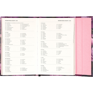 Fotografie k reklamnímu předmětu „NOTIQUE Týdenní magnetický diář Fialové květy 2026, 13 x 21 cm“