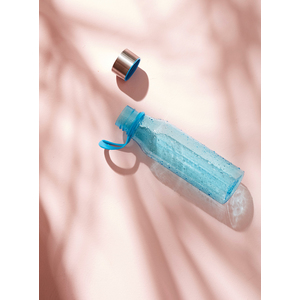 Fotografie k reklamnímu předmětu „Štíhlá tritanová láhev na vodu VINGA“