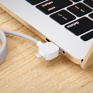 Fotografie k reklamnímu předmětu „Magnetický kabel Urban Vitamin Stockton 65W z rec. TPE/PET“