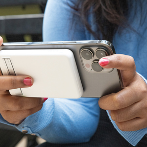 Fotografie k reklamnímu předmětu „Magnetická powerbanka Zen 5000mAh 5W z RCS plastu a bambusu“