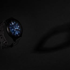 Fotografie k reklamnímu předmětu „Chytré hodinky Swiss Peak z RCS recykl. TPU“