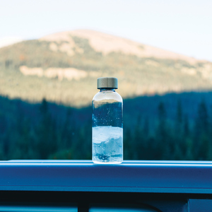Fotografie k reklamnímu předmětu „Lahev na vodu z GRS RPET s bambusovým uzávěrem“