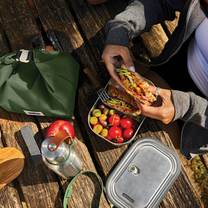 Fotografie k reklamnímu předmětu „Velká nerezová krabička na jídlo Black+Blum“