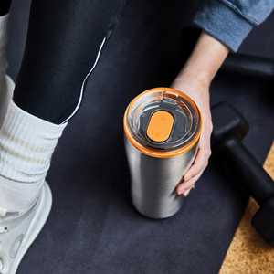 Fotografie k reklamnímu předmětu „Cestovní nerezový termo hrnek 600ml Black+Blum“