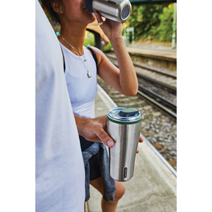 Fotografie k reklamnímu předmětu „Cestovní nerezový termo hrnek 600ml Black+Blum“