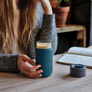 Fotografie k reklamnímu předmětu „Cestovní skleněný hrnek 340 ml Black+Blum“