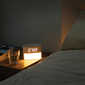 Fotografie k reklamnímu předmětu „Budík s bílým šumem LumaRise z RCS recyklovaného plastu“