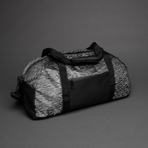 Fotografie k reklamnímu předmětu „Reflexní víkendová taška z RPET AWARE™“