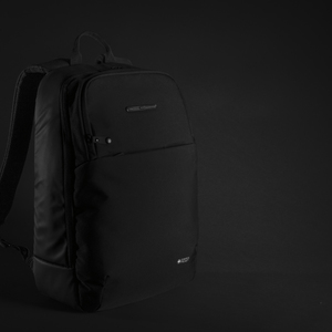 Fotografie k reklamnímu předmětu „Batoh na notebook s UV-C sterilizační kapsou Swiss Peak“