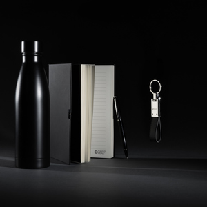 Fotografie k reklamnímu předmětu „Dárková sada Deluxe Swiss Peak z RCS s lahví na vodu“