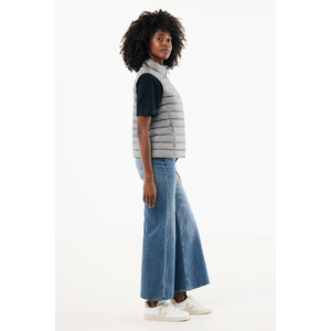 Fotografie k reklamnímu předmětu „Dámská vesta Iqoniq Meru z recykl. polyesteru“