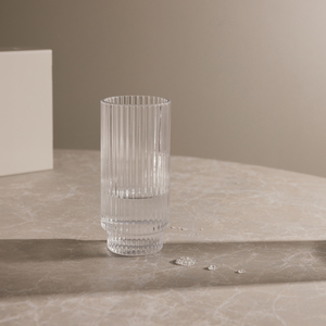 Fotografie k reklamnímu předmětu „Sada vysokých sklenic VINGA York, 4 ks“