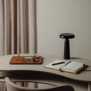 Fotografie k reklamnímu předmětu „Stolní lampa VINGA Avery z RCS“