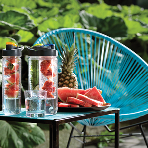 Fotografie k reklamnímu předmětu „Lahev na vodu s košíkem na ovoce“